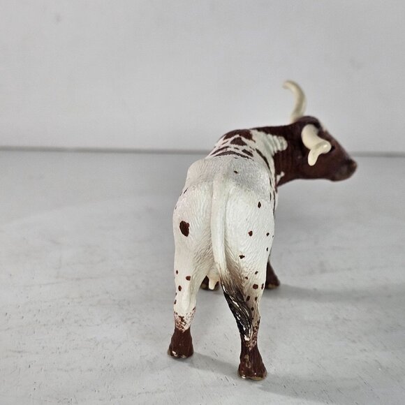 Schleich Texas Longhorn Cow Cattle #13685 Farm Life Realistic Animal Toy Figure - Picture 7 of 9